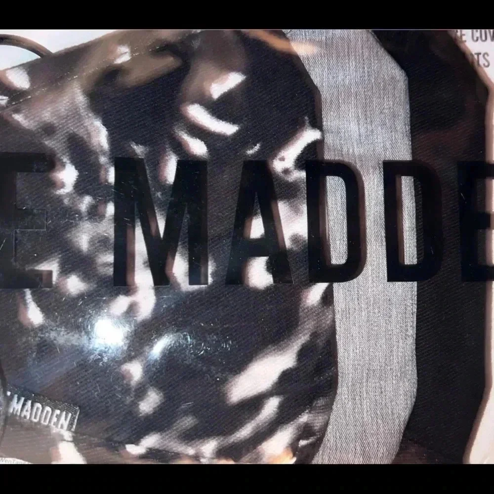 Bold Dark Colors Steve Madden Face‎ Masks NWT